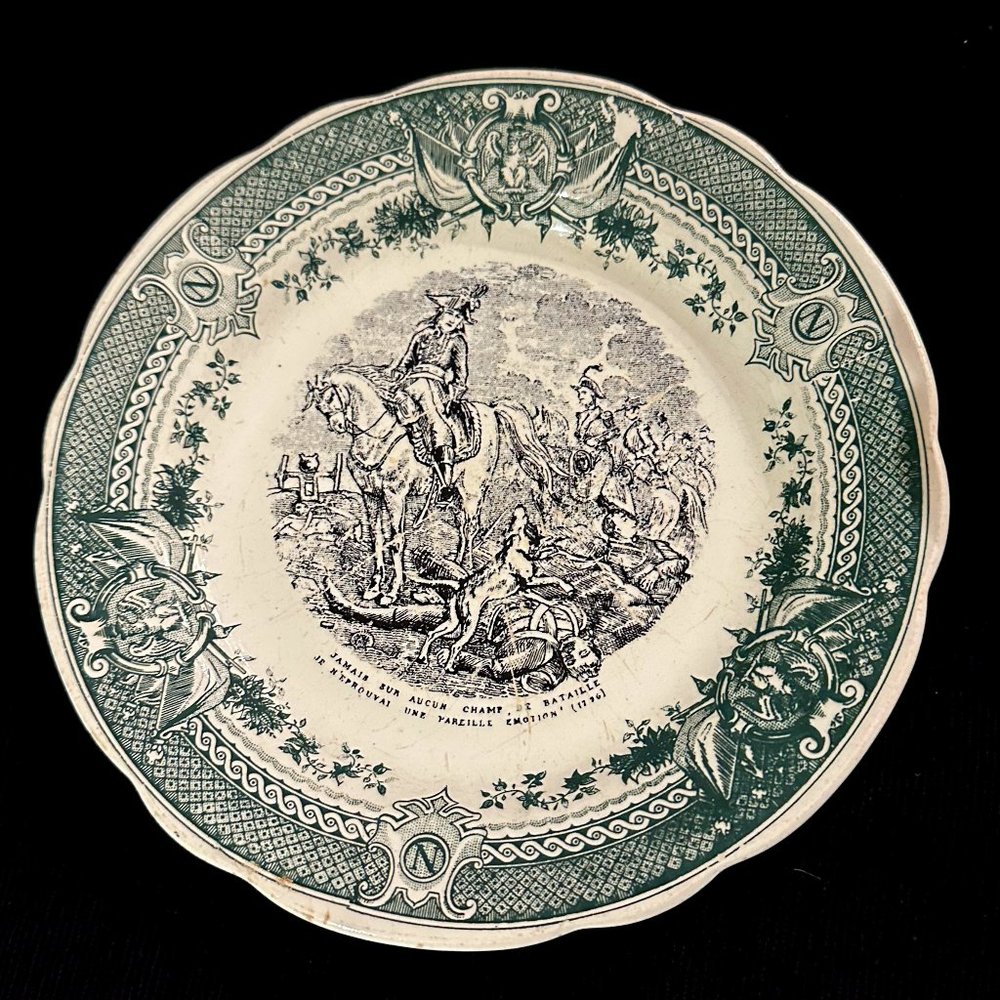 ANTIQUE SARREGUEMINES NAPOLEONIC BATTLE-SCENE PLATE